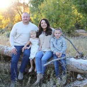 Meet your Posher, April